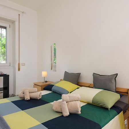 Spazioso Appartamento Vicino Eur Rome Bagian luar foto