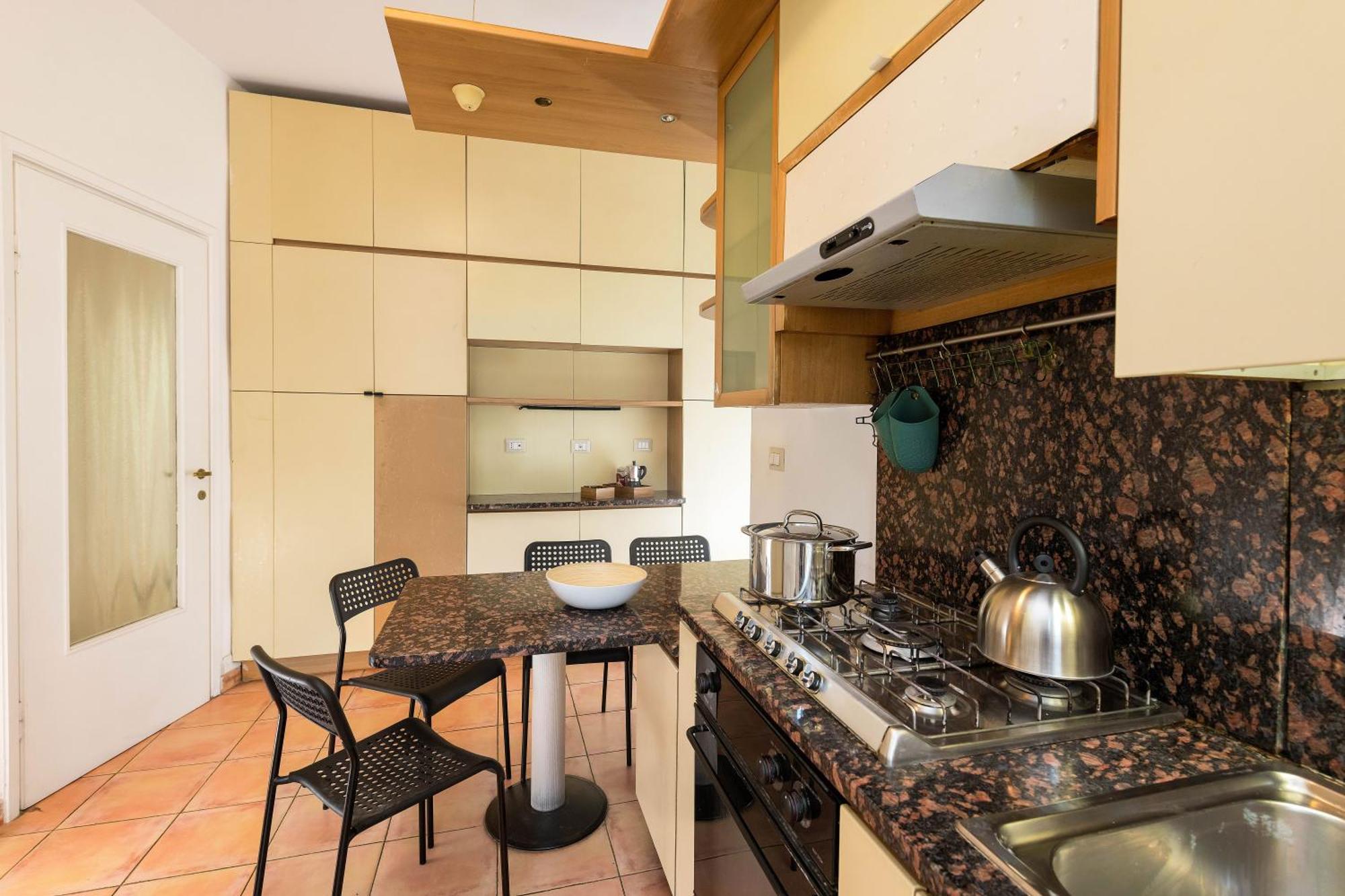 Spazioso Appartamento Vicino Eur Rome Bagian luar foto