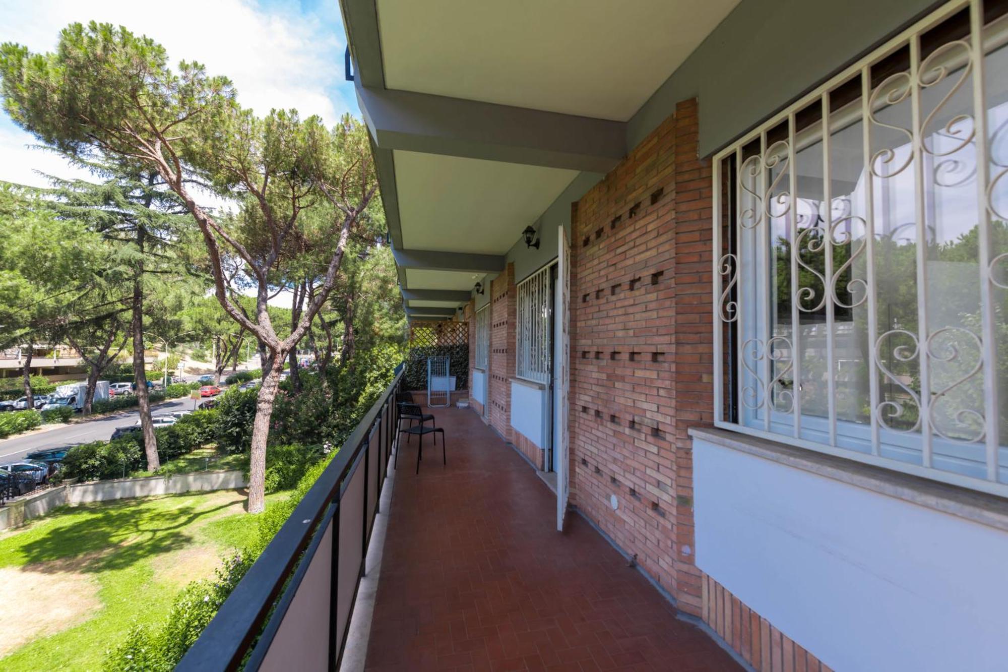 Spazioso Appartamento Vicino Eur Rome Bagian luar foto
