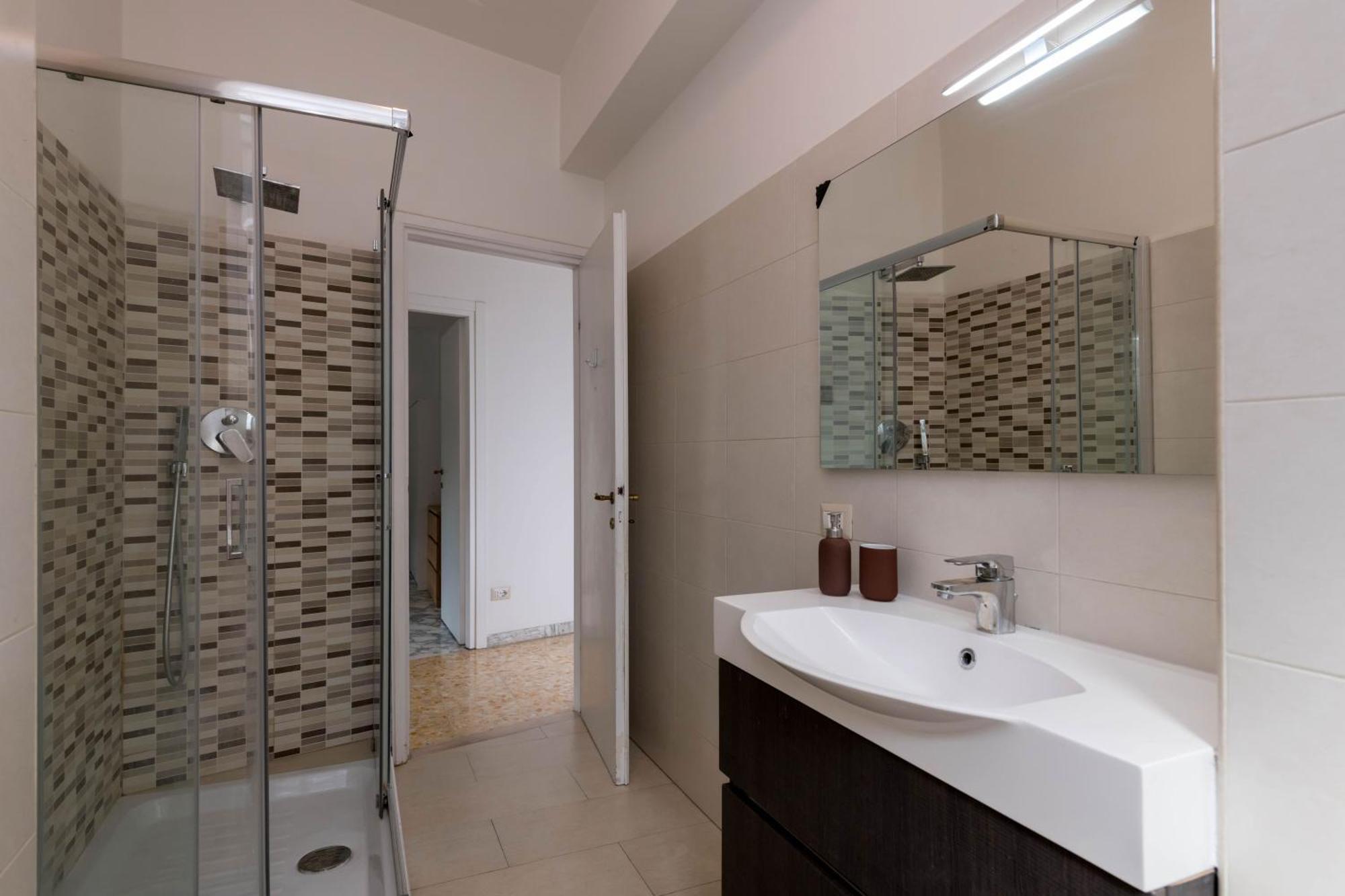 Spazioso Appartamento Vicino Eur Rome Bagian luar foto